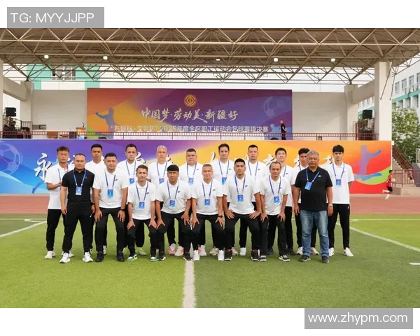 为了实现足球梦想而不懈奋斗的青春旅程与成长故事 为了实现足球梦想而不懈奋斗的青春旅程与成长故事